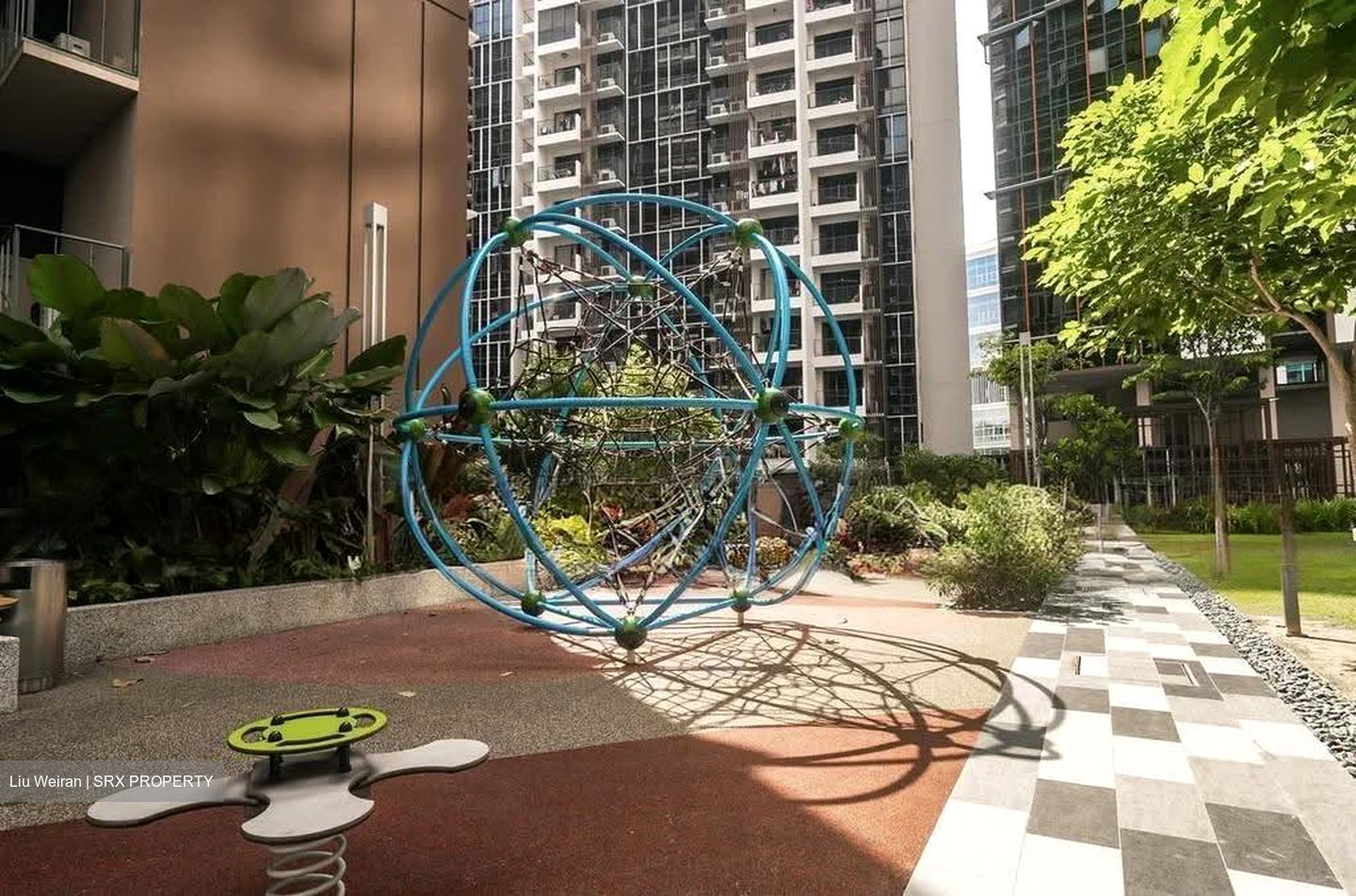 Sims Urban Oasis (D14), Condominium #621490801